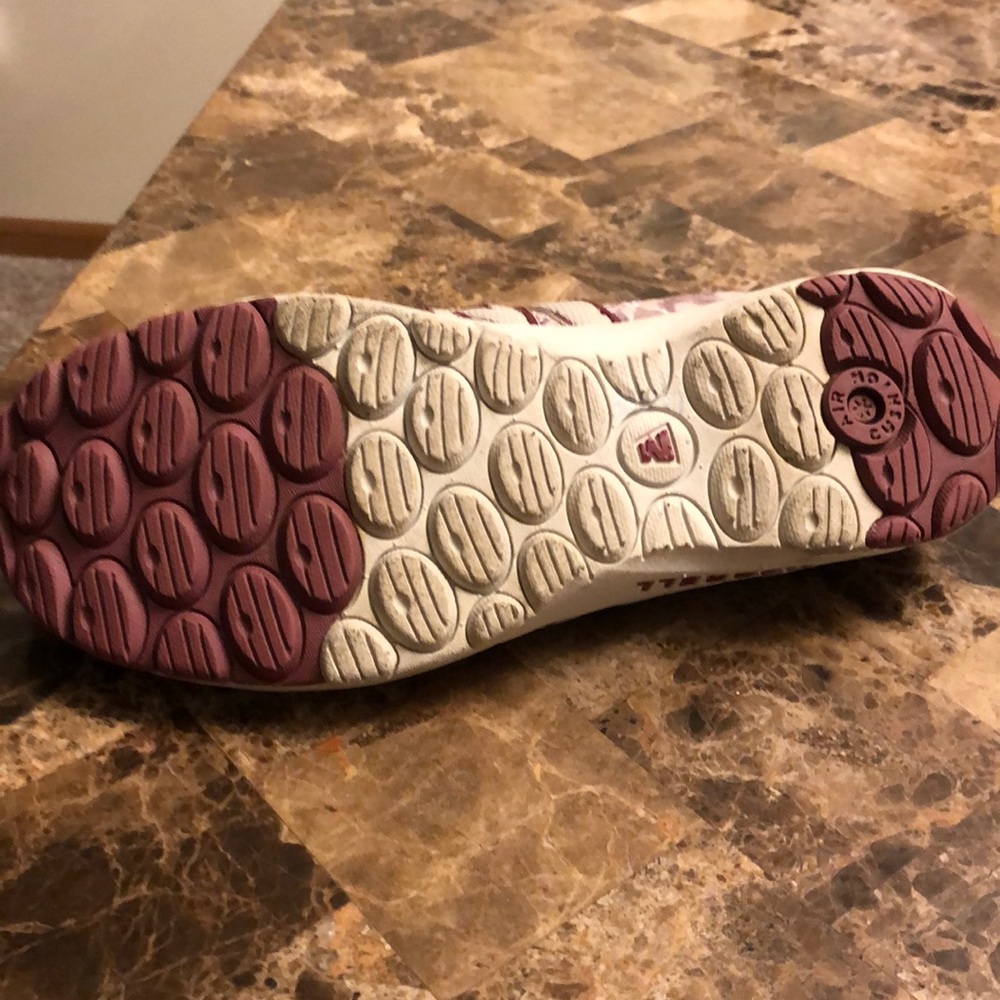 Soft shoes - Picture 2 of 2